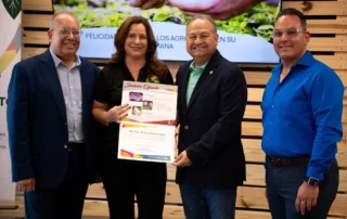 Caguas reconoce la labor de sus agrónomos municipales 18