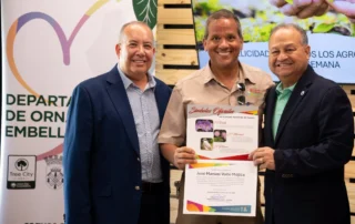Caguas reconoce la labor de sus agrónomos municipales 20
